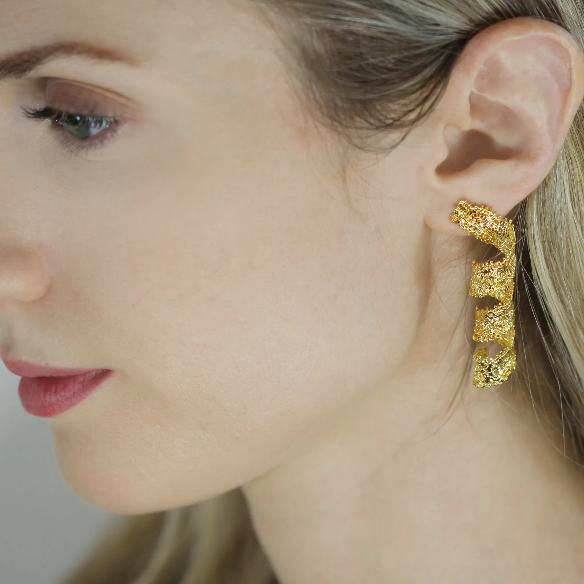 Azéline Lace Swirl and Drop Earrings