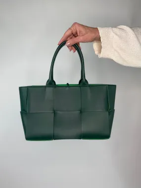 Bottega Veneta Small Green Arco Bag With Pouch