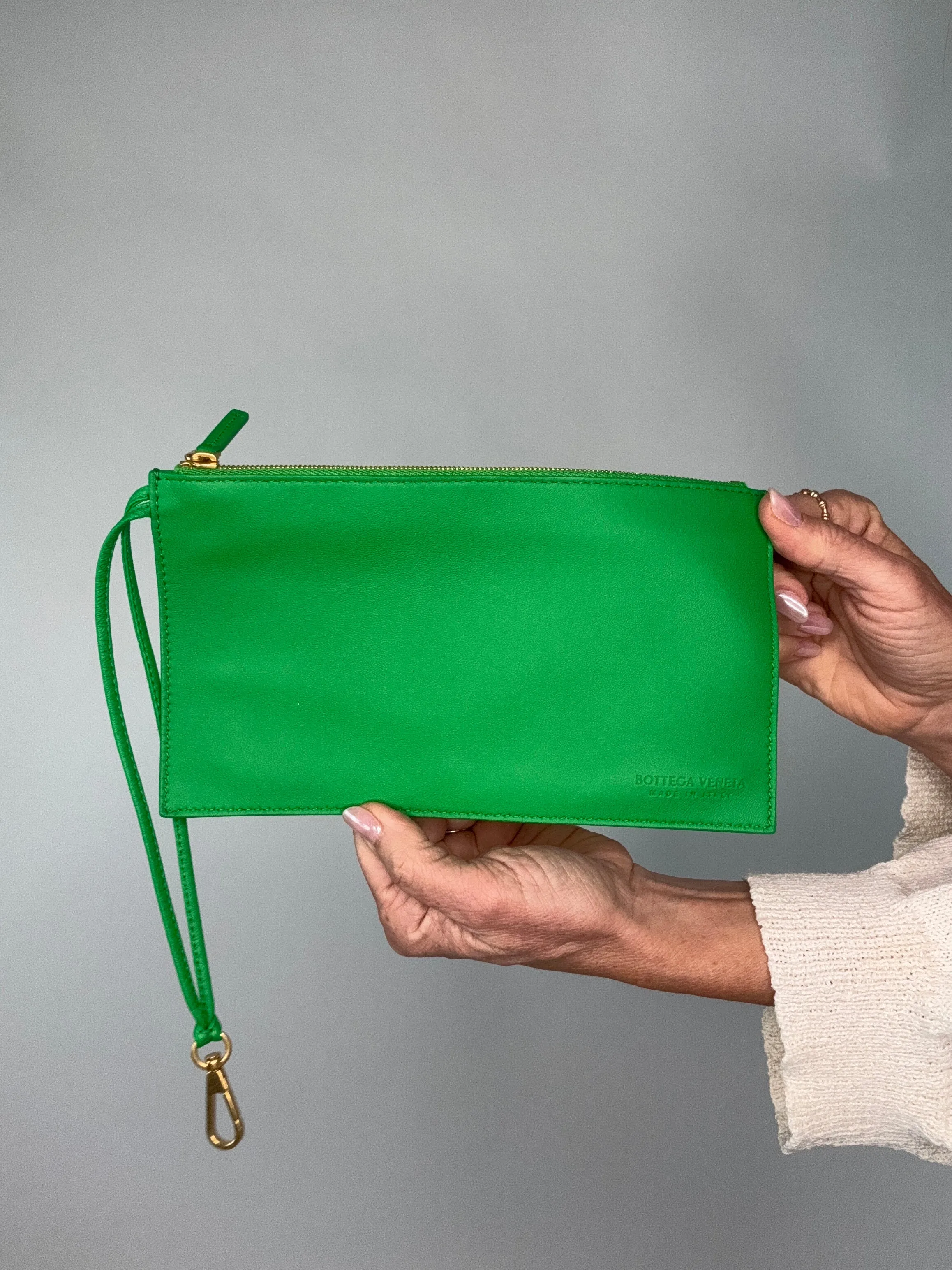 Bottega Veneta Small Green Arco Bag With Pouch