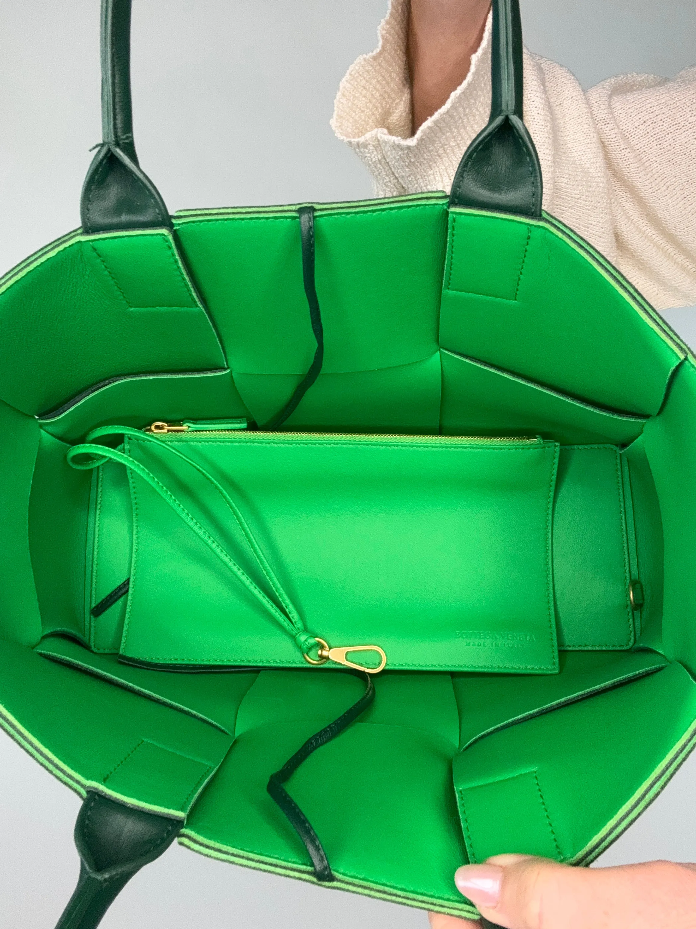 Bottega Veneta Small Green Arco Bag With Pouch