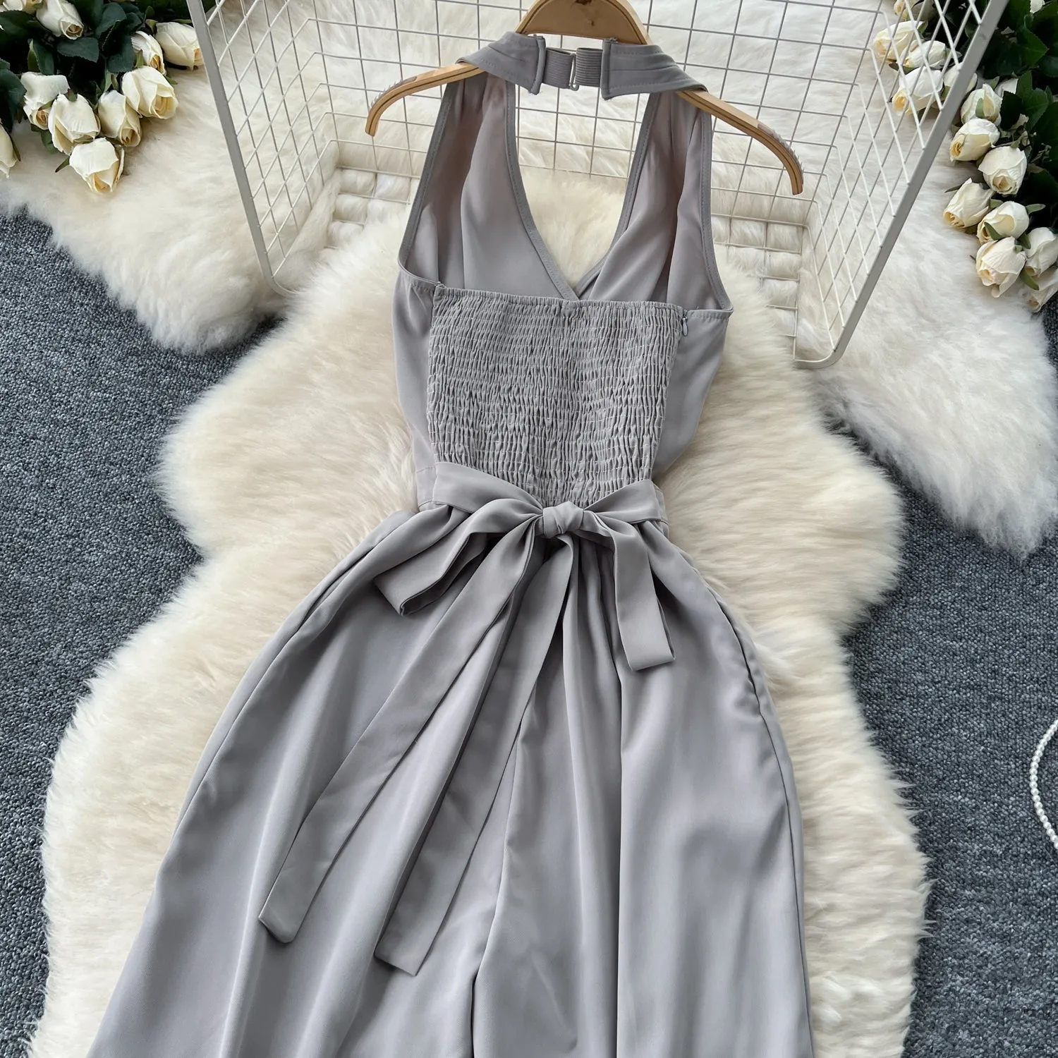 Chic Backless V-neck Halter Jumpsuits