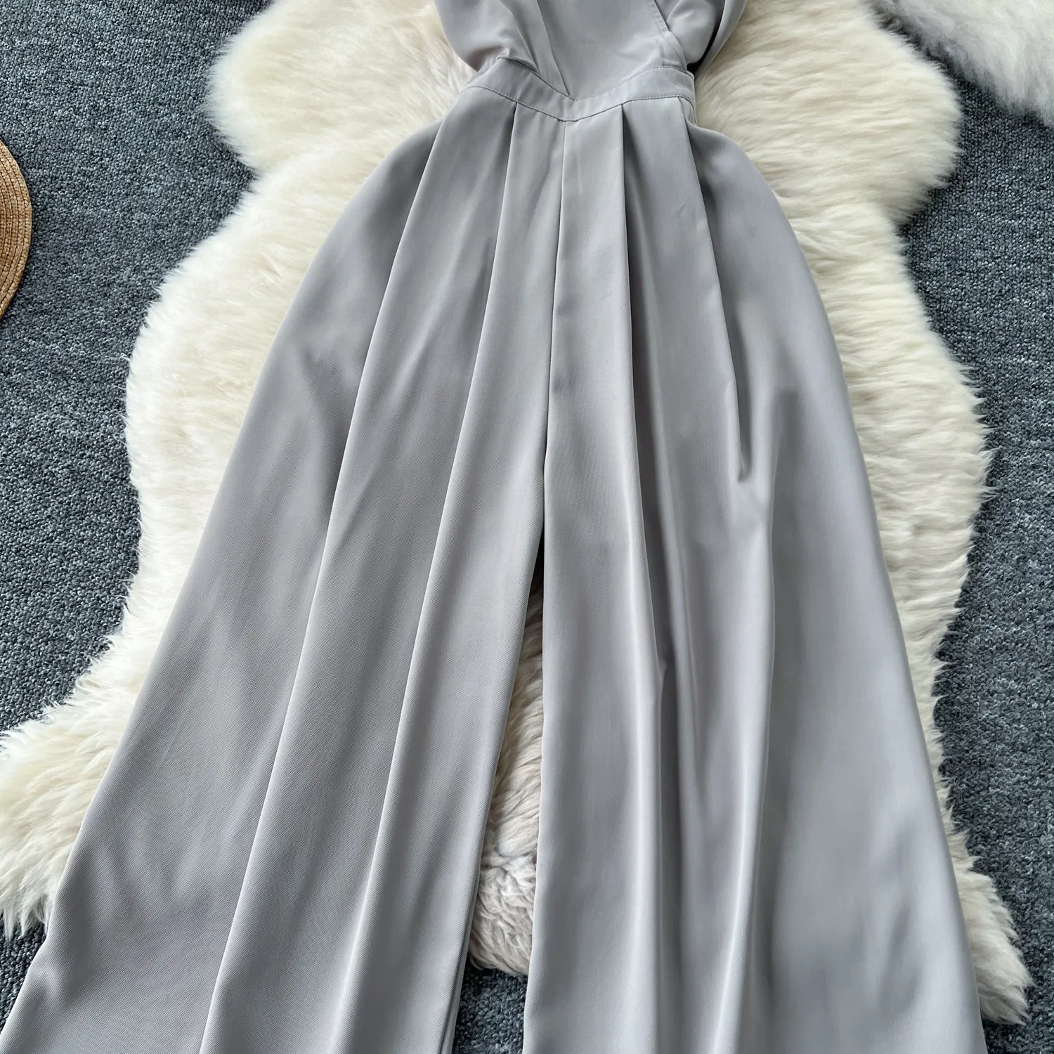 Chic Backless V-neck Halter Jumpsuits