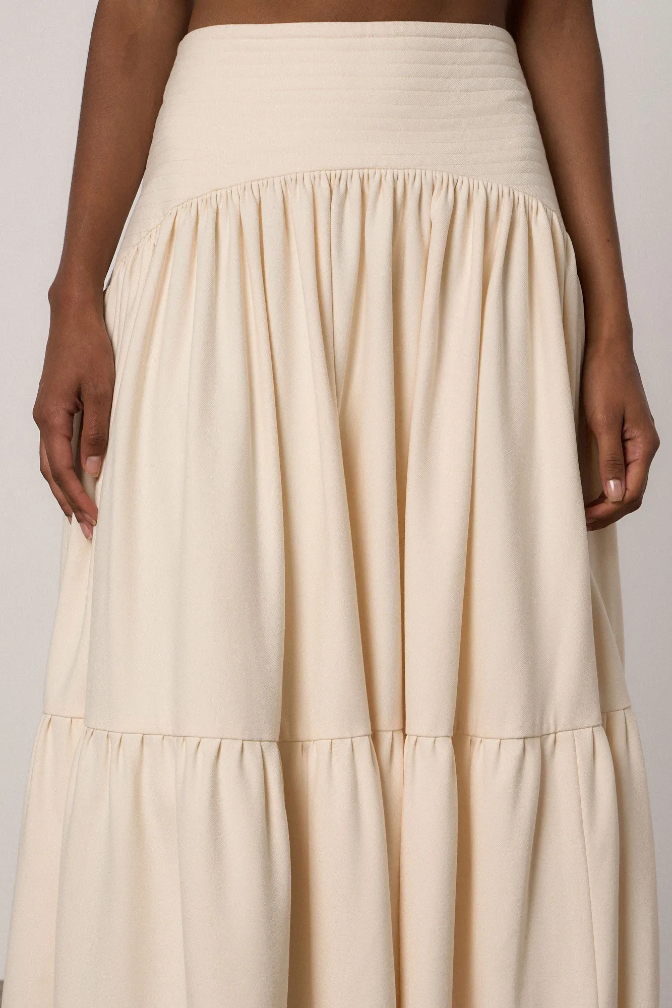Farah Skirt in Cream