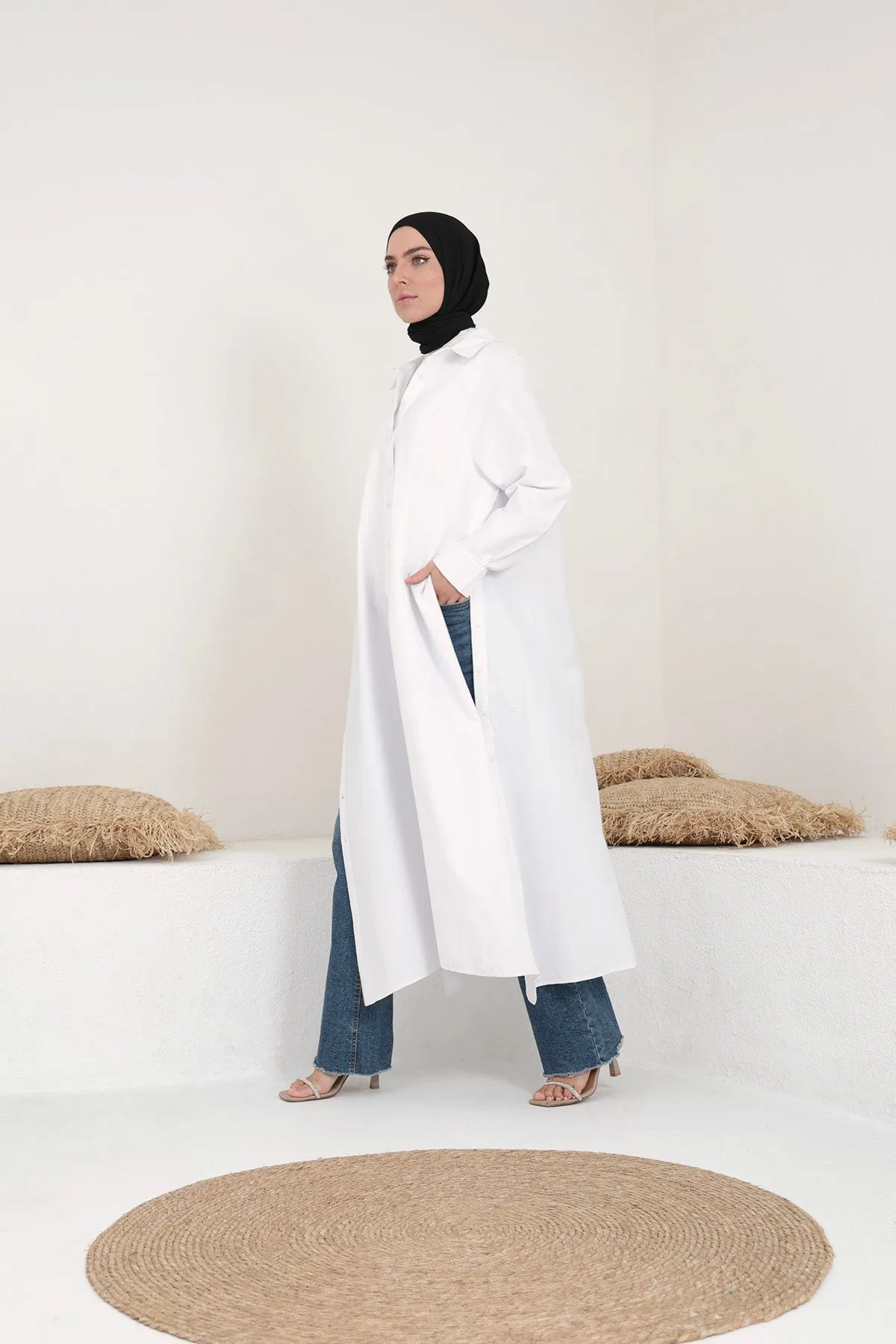 Maxi Shirt With Slits - White