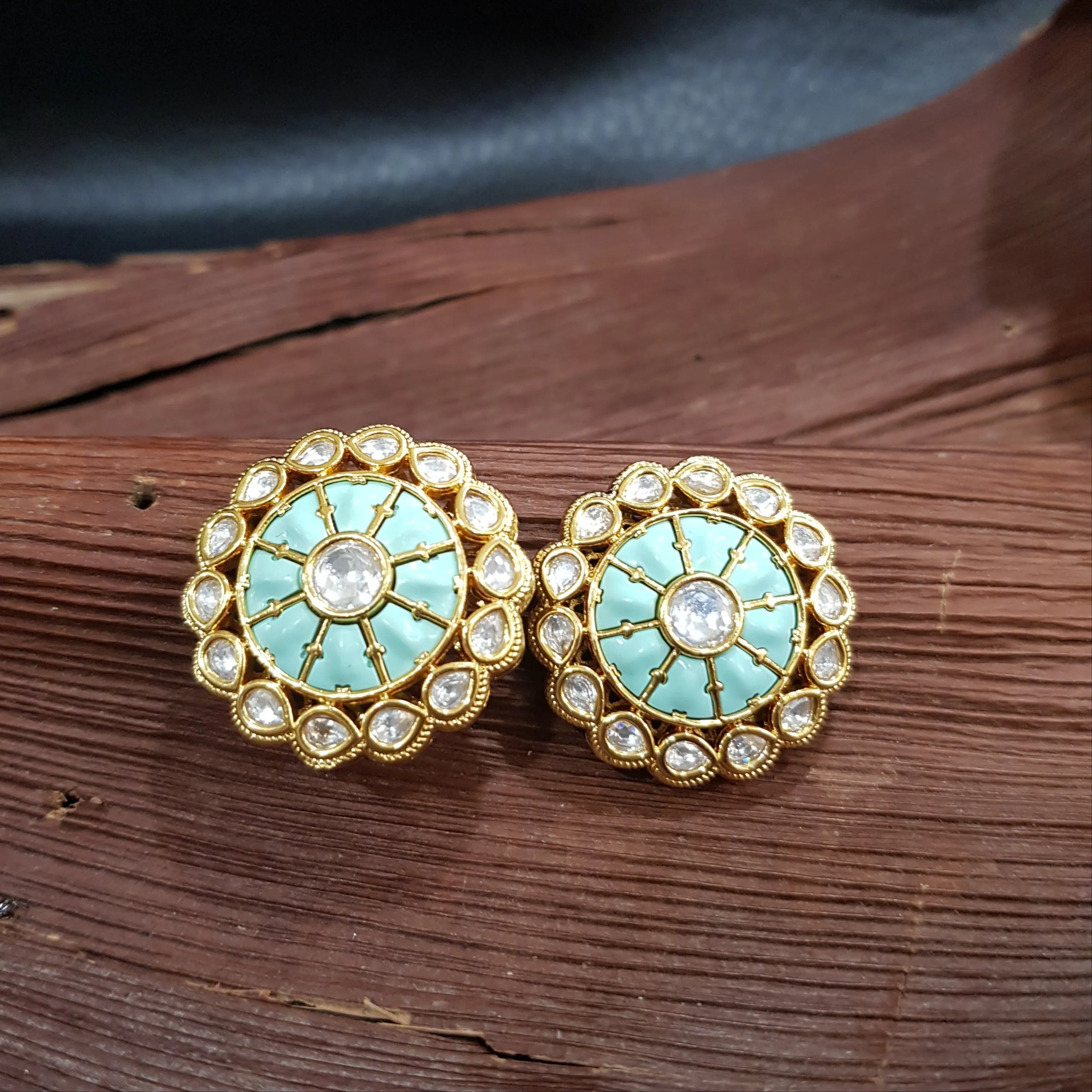 Trendy Kundan Tops/Studs 12180-8480
