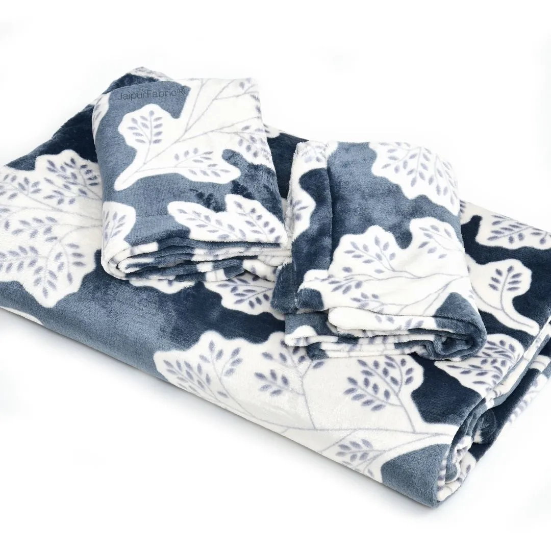 Winter Leaf Bliss Cozy Nights Woolen Double Bedsheet
