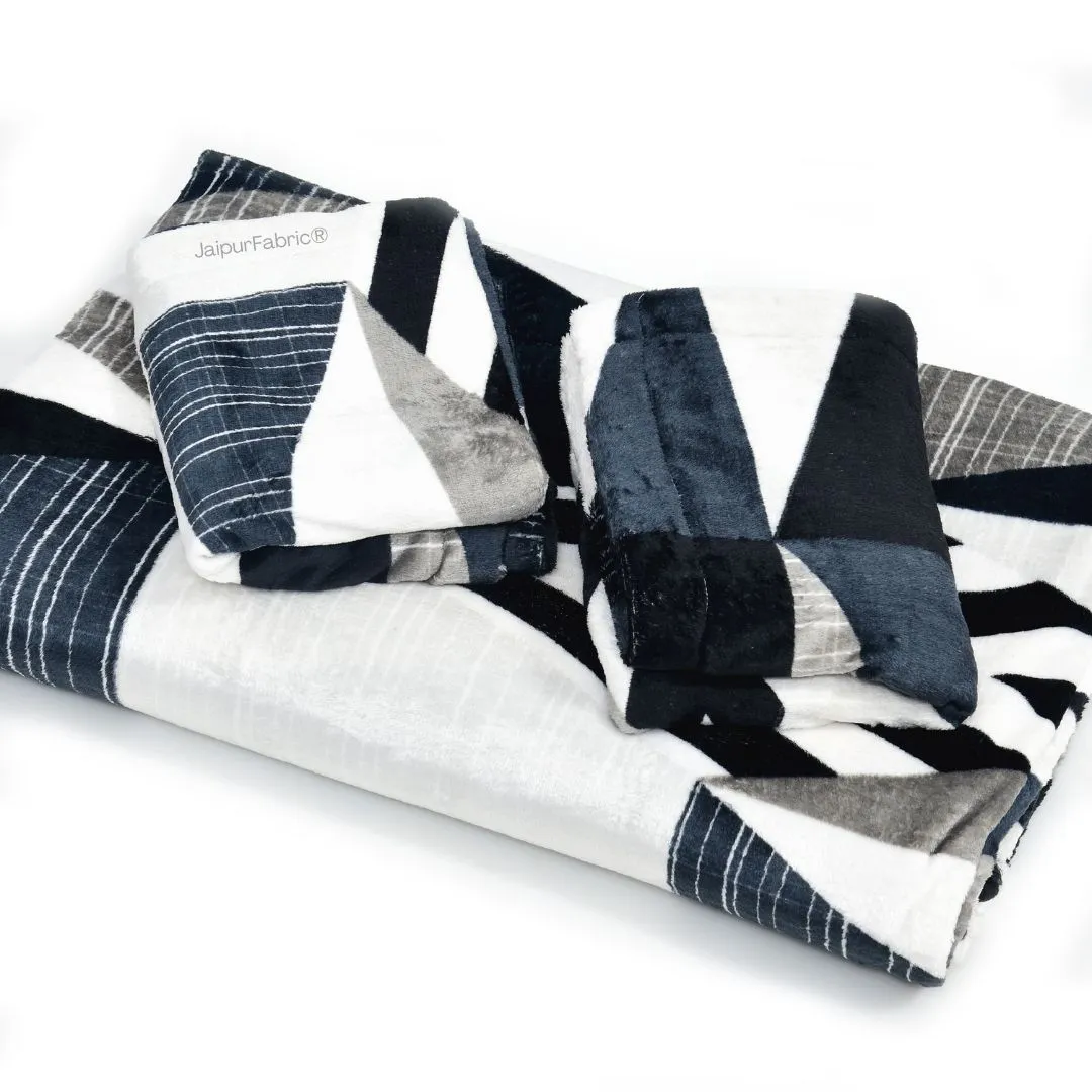 Winter Vibes Geometric Black and White Woolen Double Bedsheet