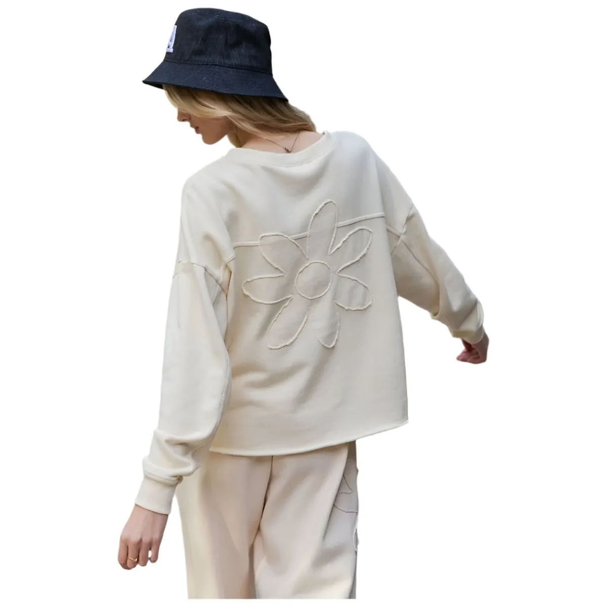 Women's Easel Flower Patch Washed Terry Knit Pullover ET71225